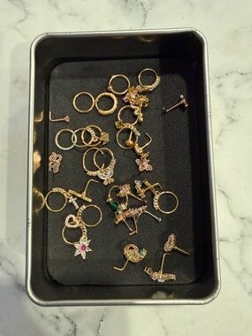 Gold-Tone Women's Charm Hoop Nosering Set